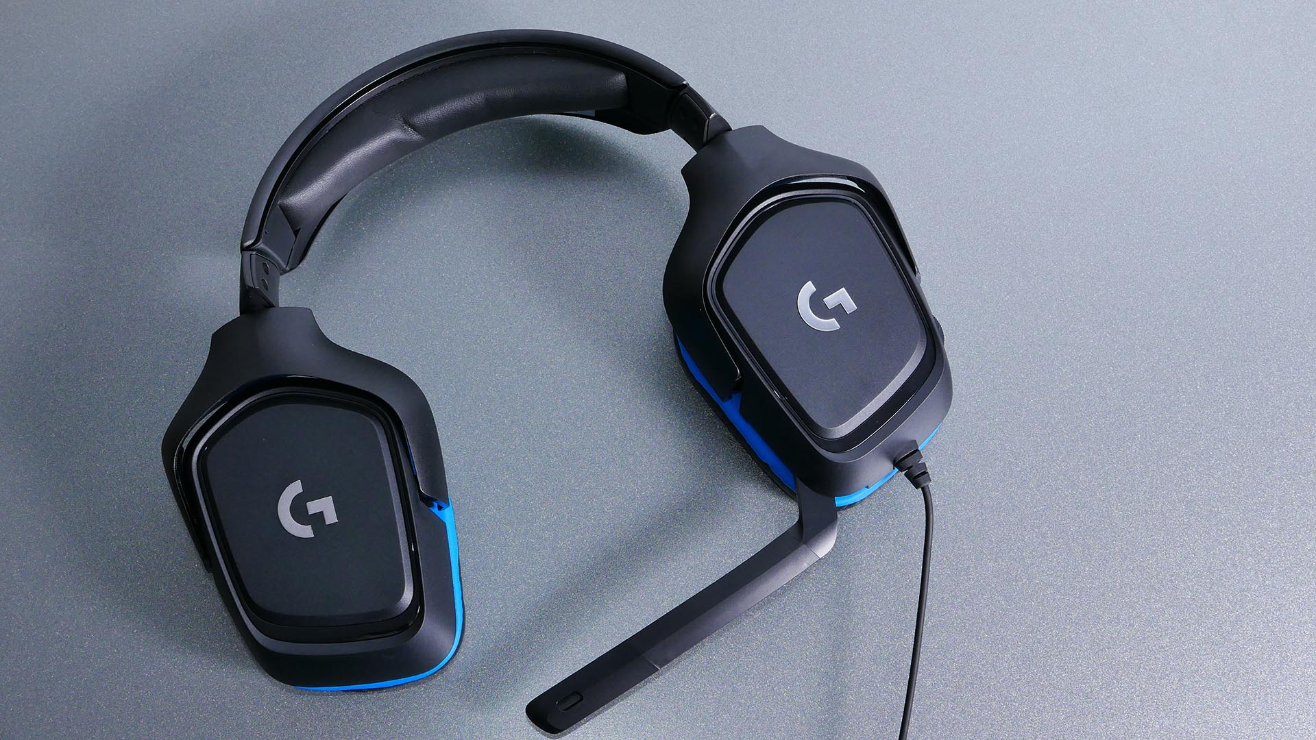 Как подключить наушники logitech g432 к компьютеру